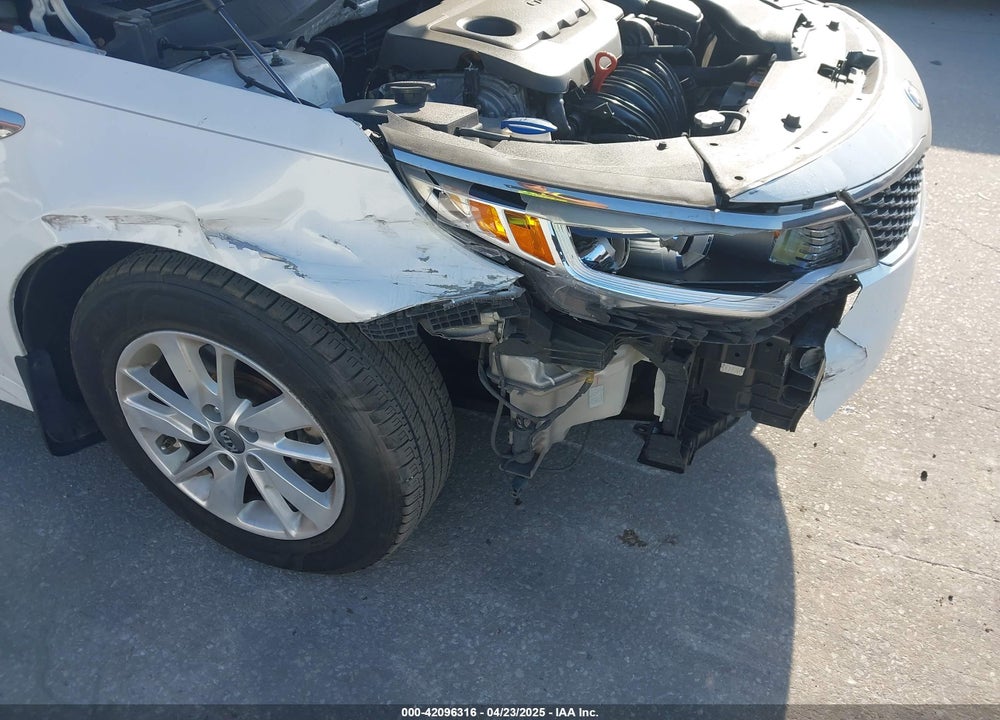 2017 KIA OPTIMA LX VIN: 5XXGT4L3XHG128484