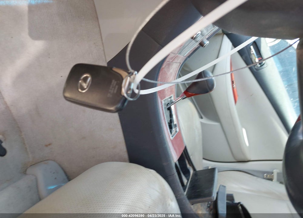 2009 LEXUS ES 350 VIN: JTHBJ46G892303531