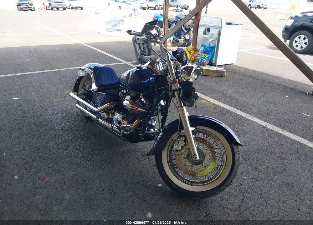 1999 YAMAHA XVS65 A VIN: JYAVM01Y4XA001585