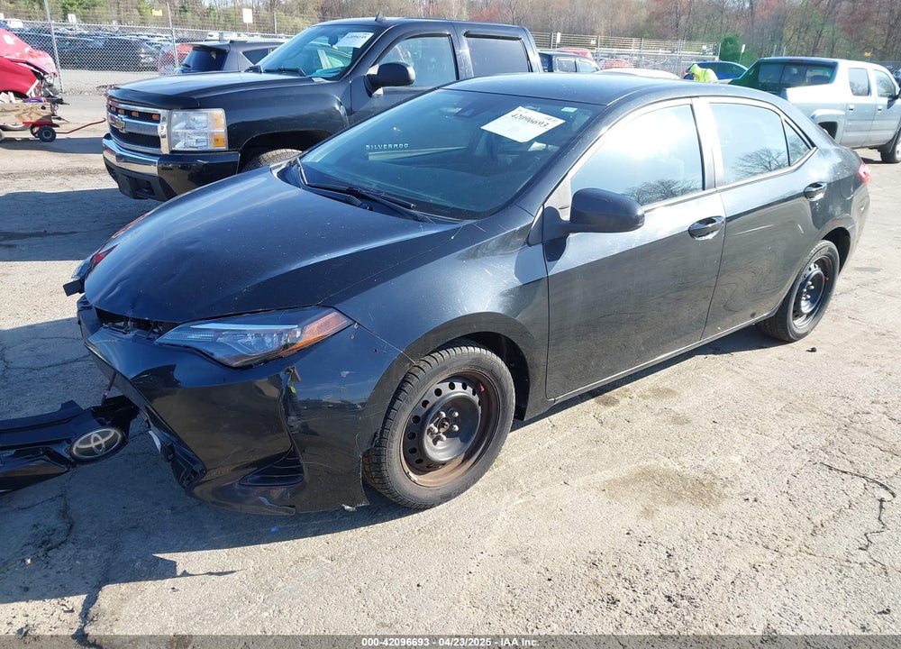 2018 TOYOTA COROLLA VIN: 5YFBURHE4JP755483