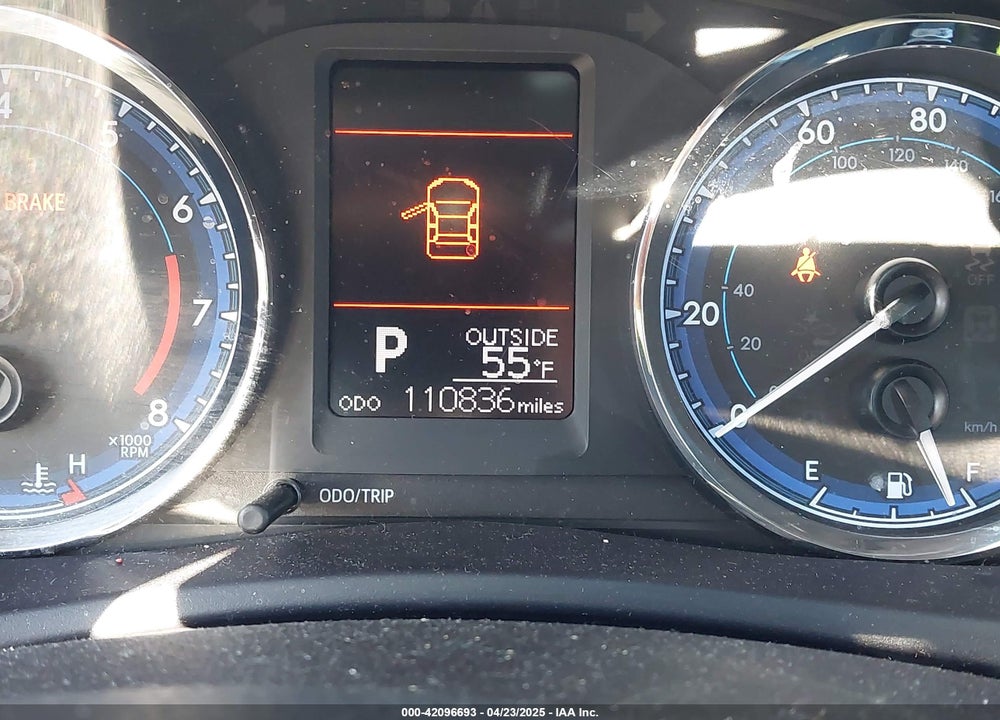 2018 TOYOTA COROLLA VIN: 5YFBURHE4JP755483