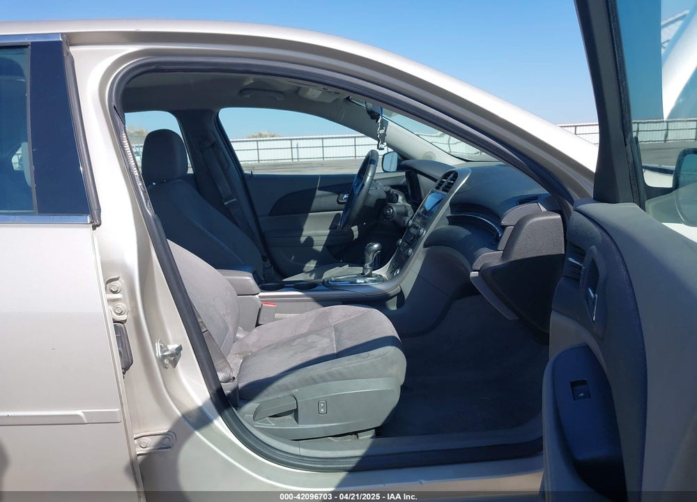 2013 CHEVROLET MALIBU VIN: 1G11B5SA3DF223257