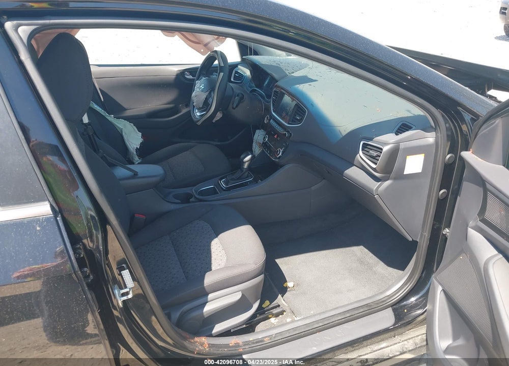 2017 HYUNDAI IONIQ HYBRID VIN: KMHC75LC2HU036476