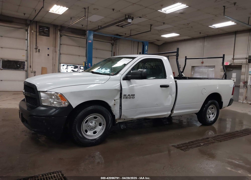 2017 RAM 1500 TRADESMAN REGULAR CAB 4X2 8' BOX VIN: 3C6JR6DG7HG622291