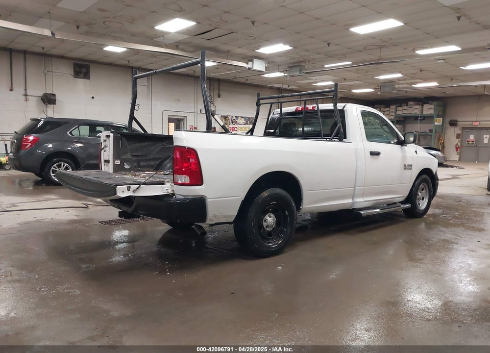 2017 RAM 1500 TRADESMAN REGULAR CAB 4X2 8' BOX VIN: 3C6JR6DG7HG622291