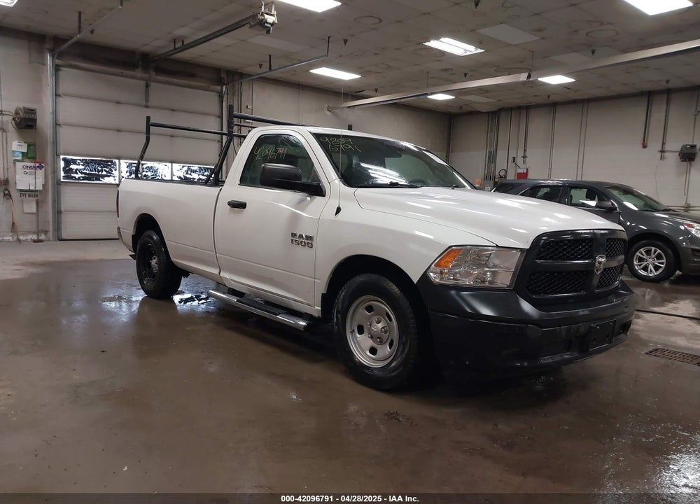 2017 RAM 1500 TRADESMAN REGULAR CAB 4X2 8' BOX VIN: 3C6JR6DG7HG622291