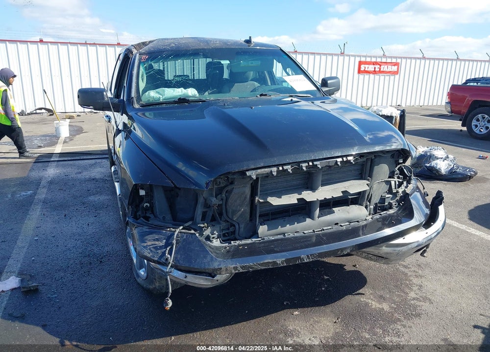 2016 RAM 1500 BIG HORN VIN: 3C6RR6LT9GG352206