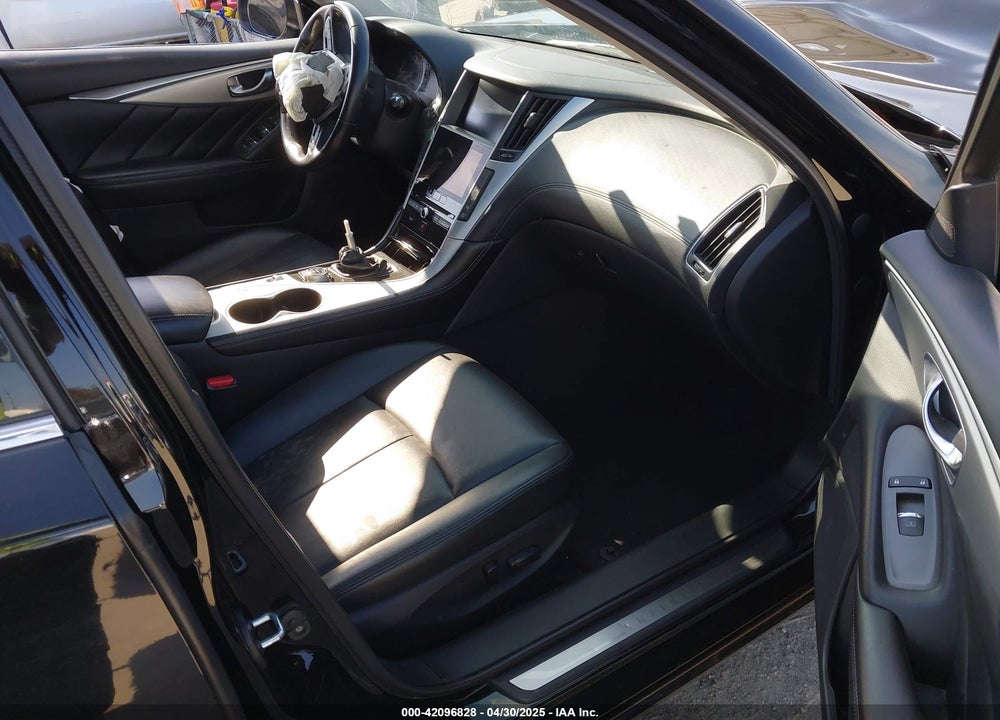 2020 INFINITI Q50 LUXE AWD VIN: JN1EV7AR2LM255472
