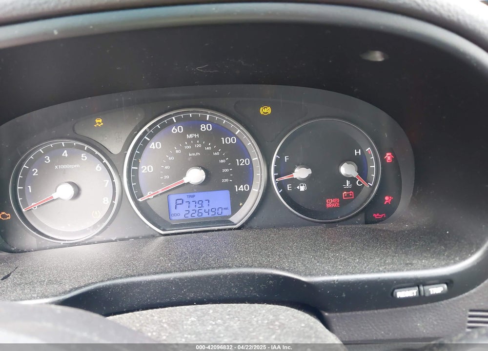 2011 HYUNDAI SANTA FE VIN: 5XYZG3AB0BG088579