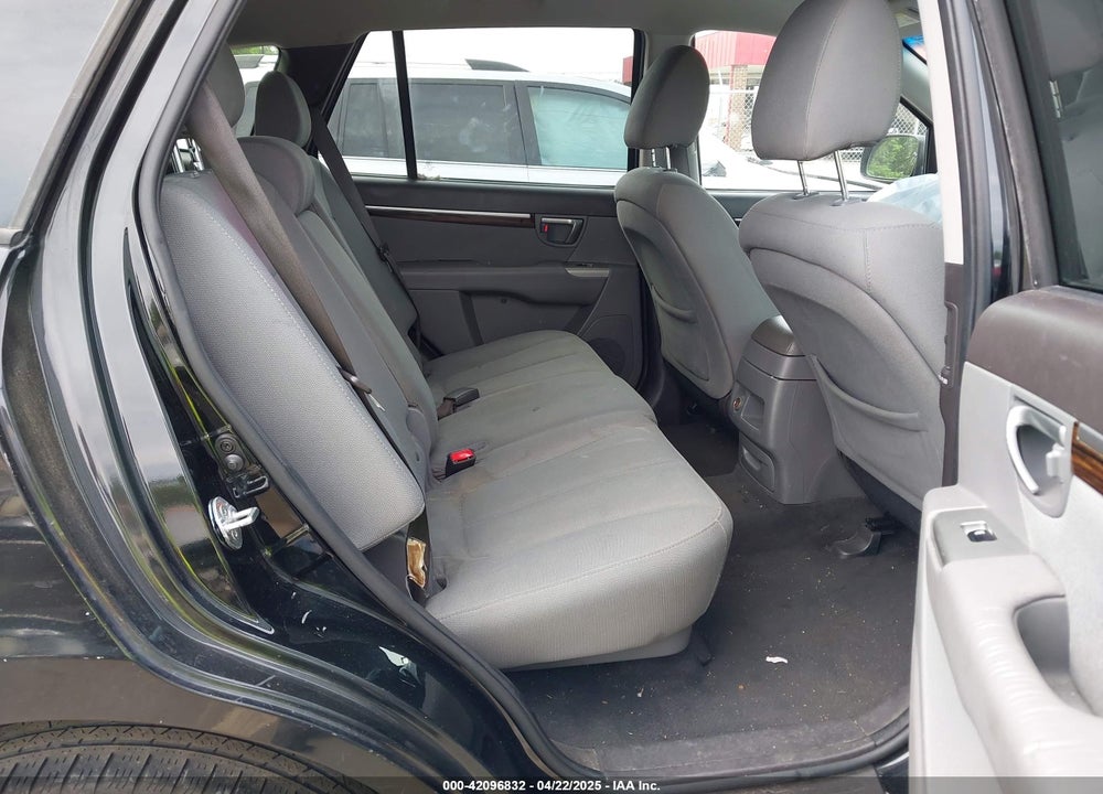 2011 HYUNDAI SANTA FE VIN: 5XYZG3AB0BG088579