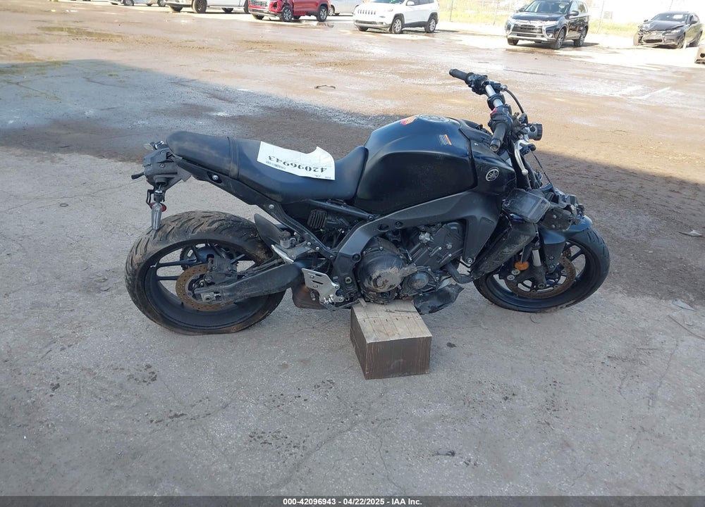 2023 YAMAHA MT09 VIN: JYARN71E0PA005145