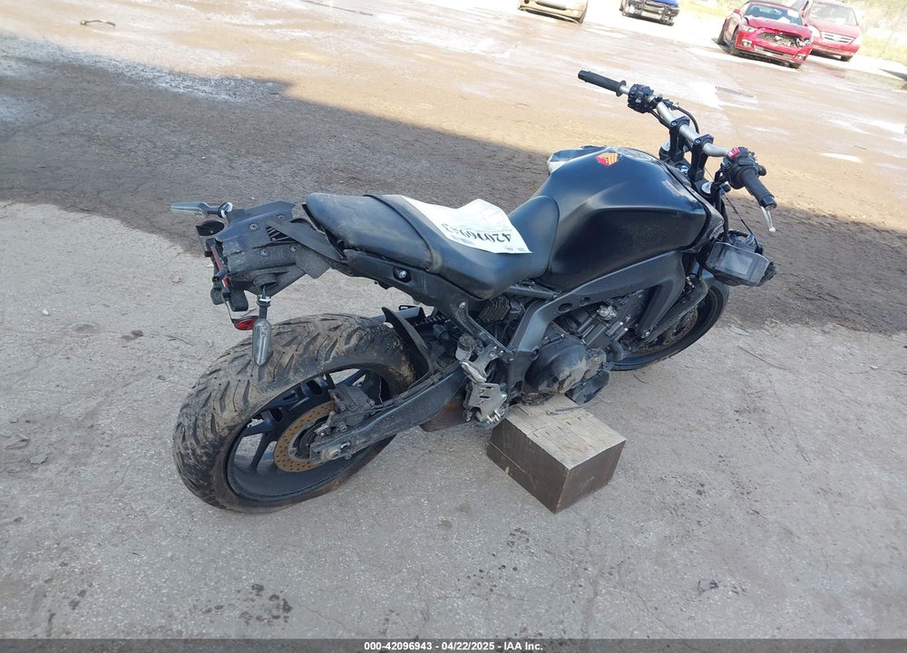 2023 YAMAHA MT09 VIN: JYARN71E0PA005145