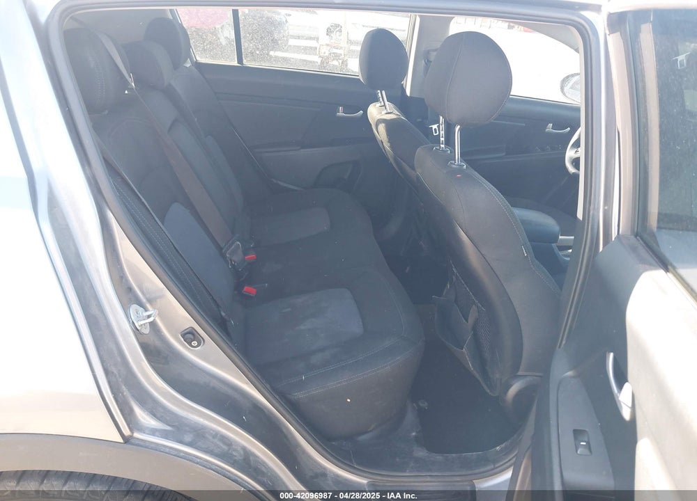 2016 KIA SPORTAGE VIN: KNDPBCAC9G7840928