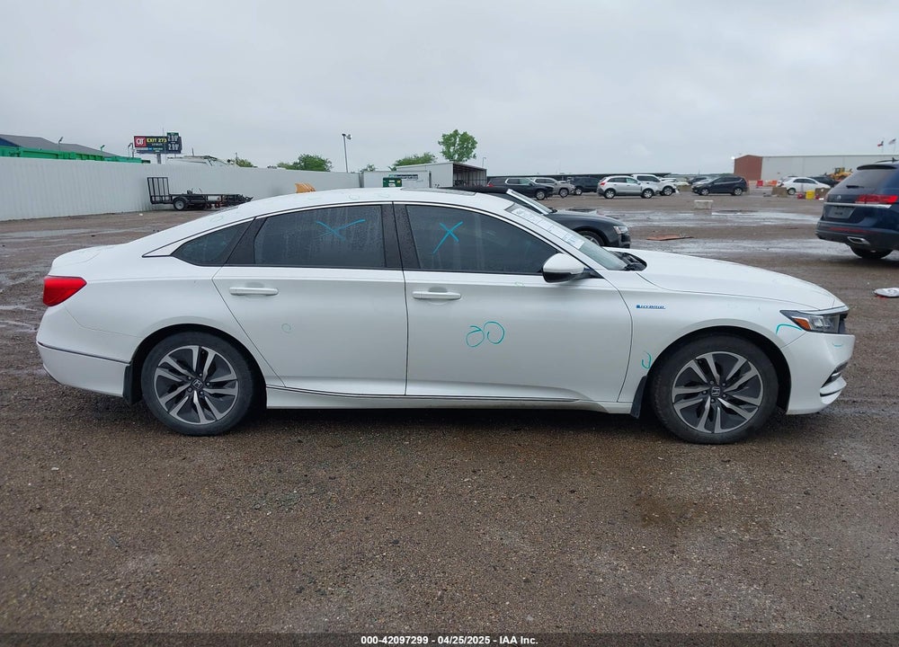 2018 HONDA ACCORD HYBRID VIN: 1HGCV3F55JA005033