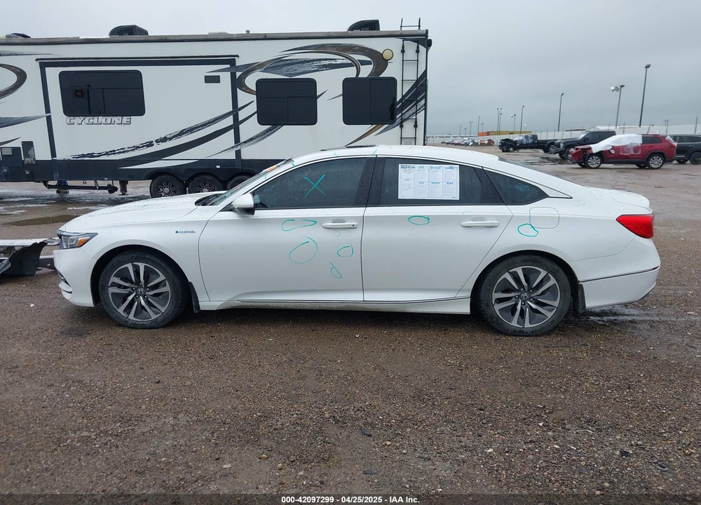 2018 HONDA ACCORD HYBRID VIN: 1HGCV3F55JA005033