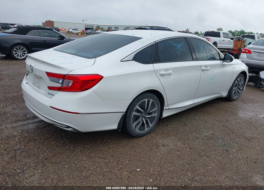 2018 HONDA ACCORD HYBRID VIN: 1HGCV3F55JA005033