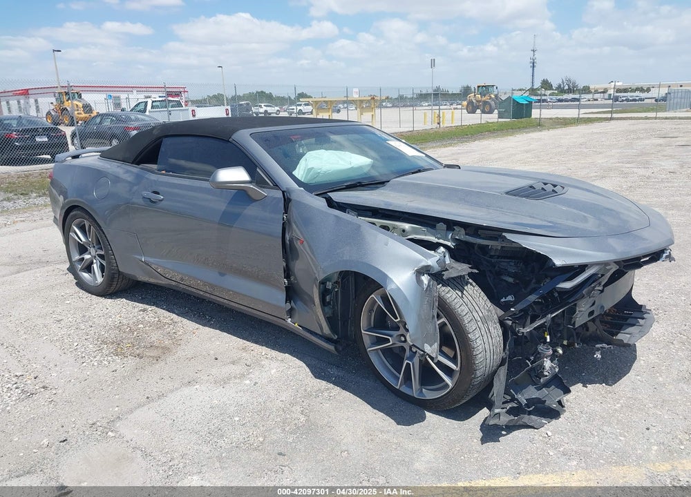 2021 CHEVROLET CAMARO RWD LT1 VIN: 1G1FF3D77M0104498