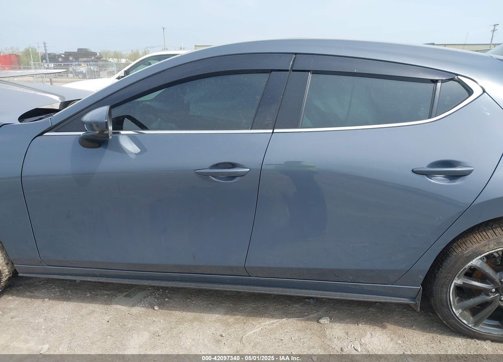 2020 MAZDA MAZDA3 HATCHBACK VIN: JM1BPBNM3L1171285
