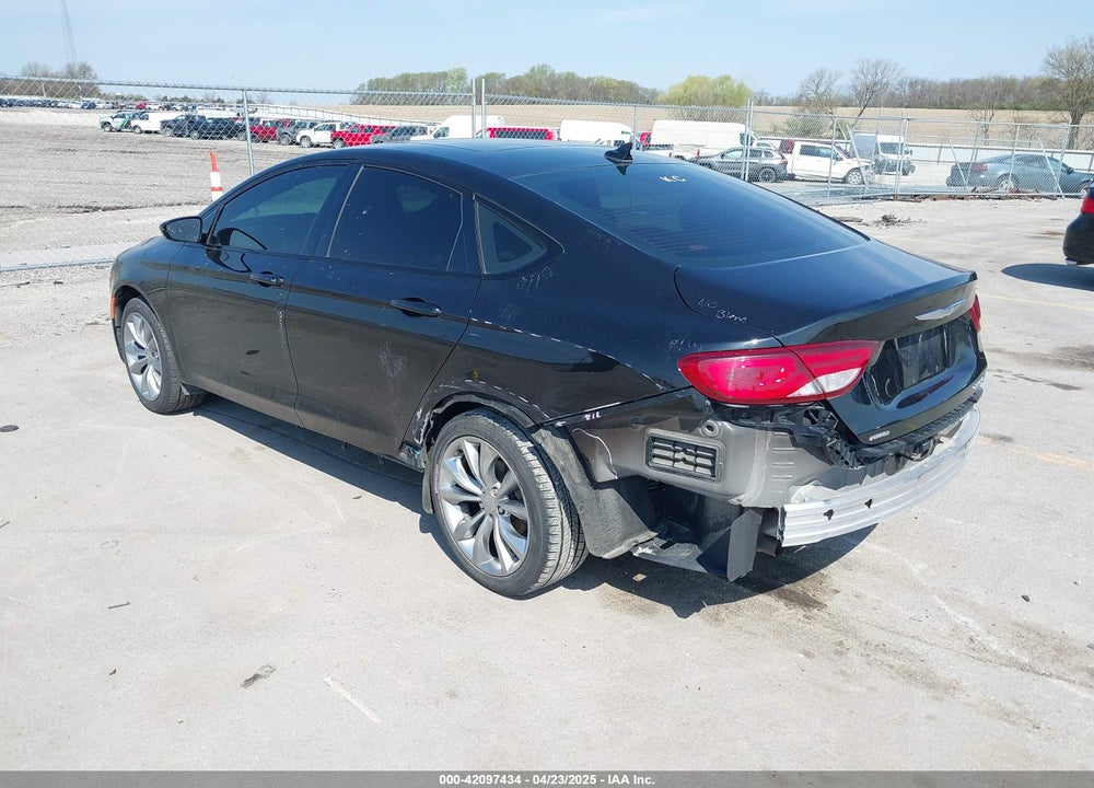 2015 CHRYSLER 200 S VIN: 1C3CCCDG6FN632157