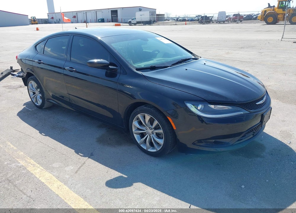 2015 CHRYSLER 200 S VIN: 1C3CCCDG6FN632157