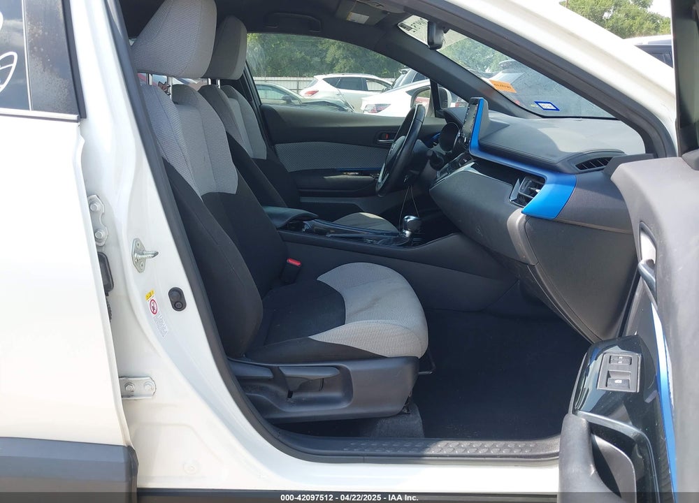 2019 TOYOTA C-HR VIN: JTNKHMBX3K1015636
