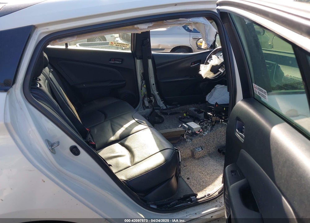 2017 TOYOTA PRIUS VIN: JTDKBRFU1H3545801