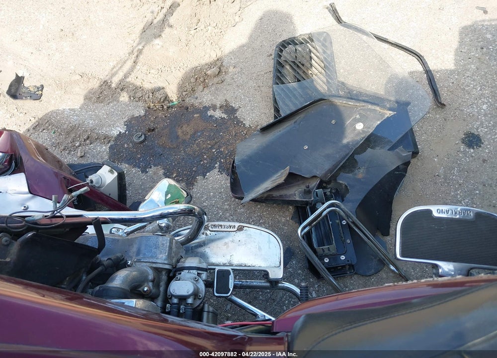 1982 HONDA GL1100 I VIN: 1HFSC0210CA213105