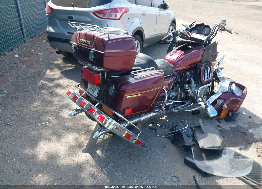1982 HONDA GL1100 I VIN: 1HFSC0210CA213105