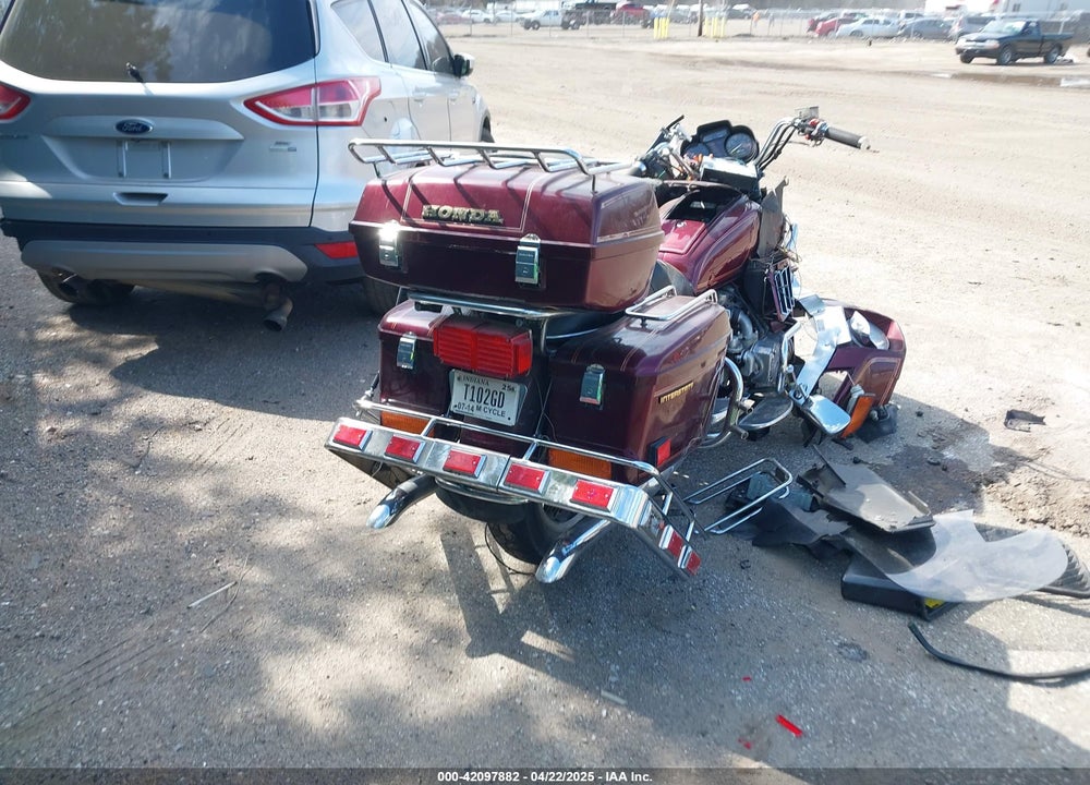 1982 HONDA GL1100 I VIN: 1HFSC0210CA213105
