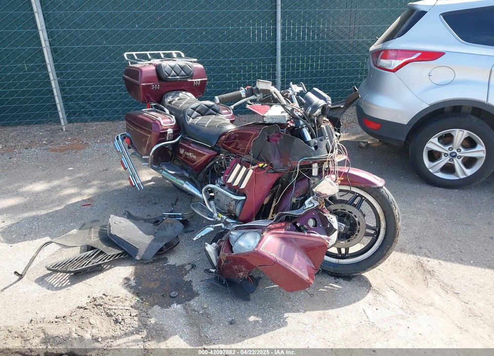 1982 HONDA GL1100 I VIN: 1HFSC0210CA213105