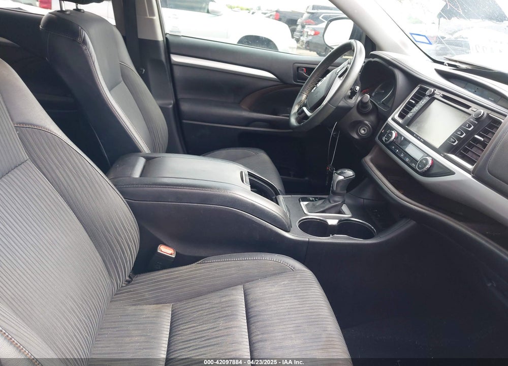 2016 TOYOTA HIGHLANDER VIN: 5TDZKRFHXGS173146