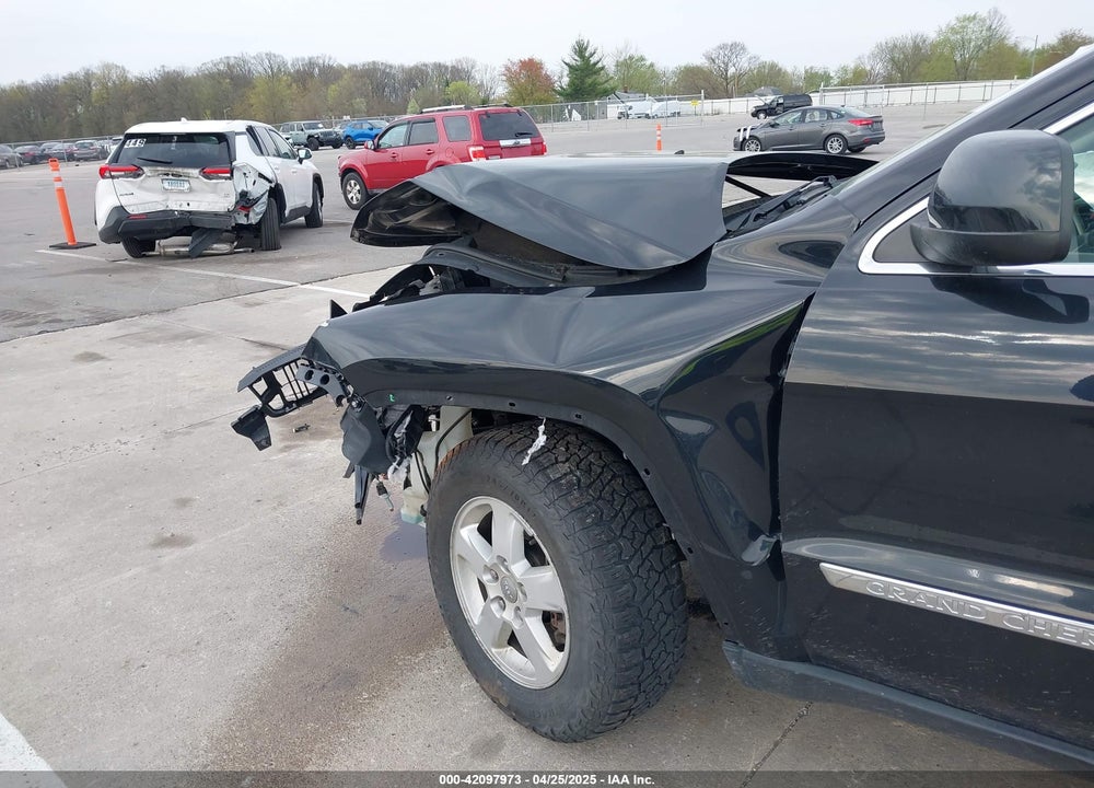 2011 JEEP GRAND CHEROKEE VIN: 1J4RR4GG8BC504878