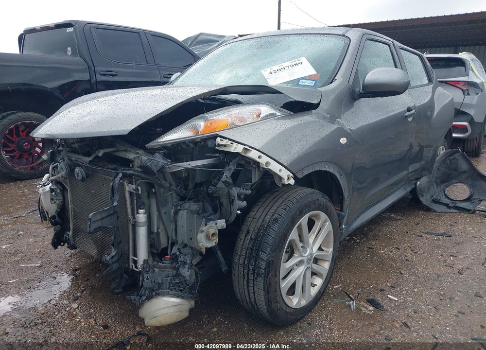 2014 NISSAN JUKE S VIN: JN8AF5MR8ET451857