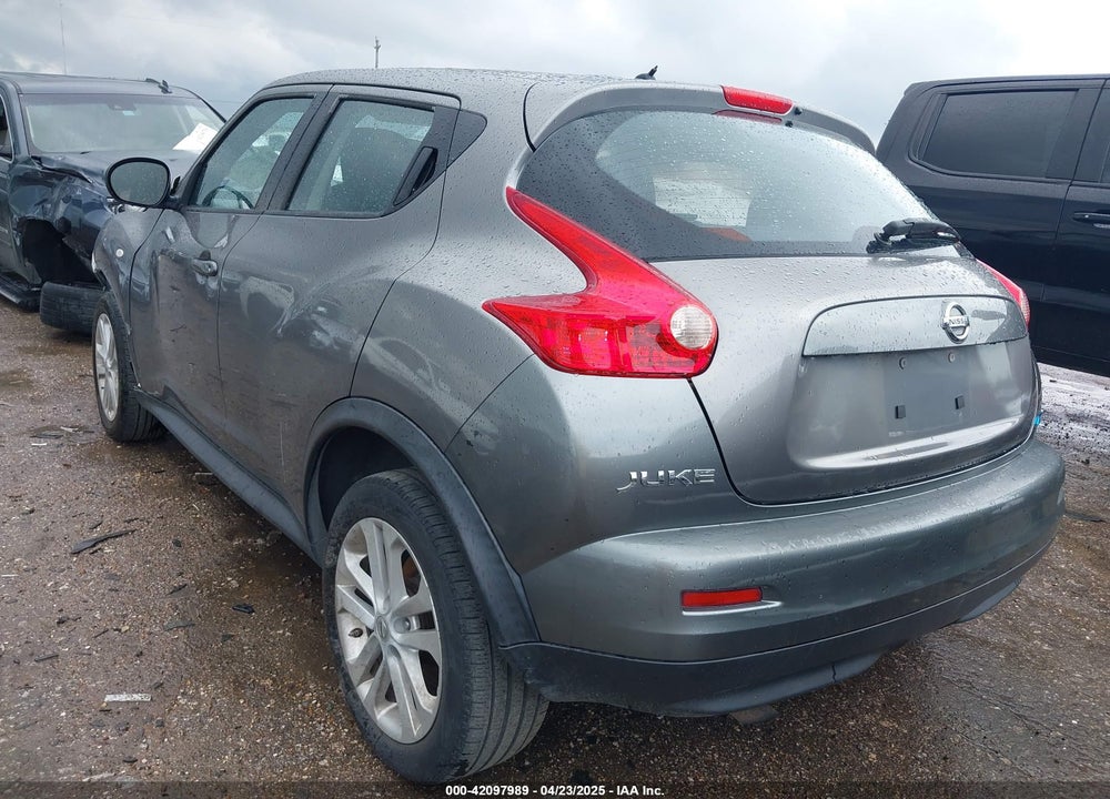 2014 NISSAN JUKE S VIN: JN8AF5MR8ET451857
