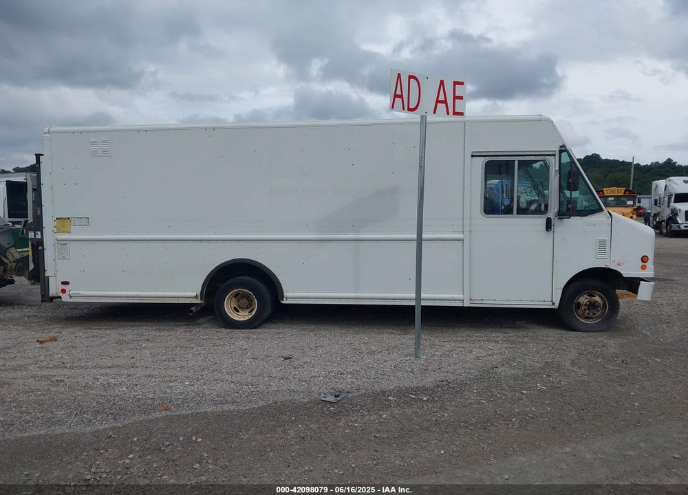 2010 FORD E-450 STRIPPED VIN: 1FC4E4KL2ADA48868