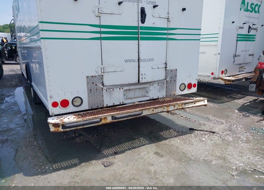 2011 FORD F-59 COMMERCIAL STRIPPED VIN: 1F66F5KY6B0A10384