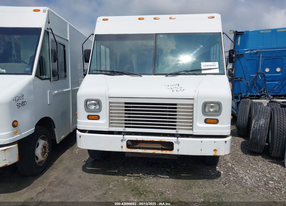 2011 FORD F-59 COMMERCIAL STRIPPED VIN: 1F66F5KY6B0A10384