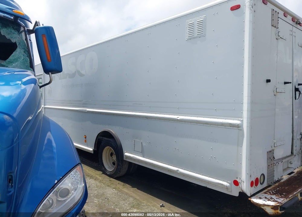 2011 FORD F-59 COMMERCIAL STRIPPED VIN: 1F66F5KY6B0A10384