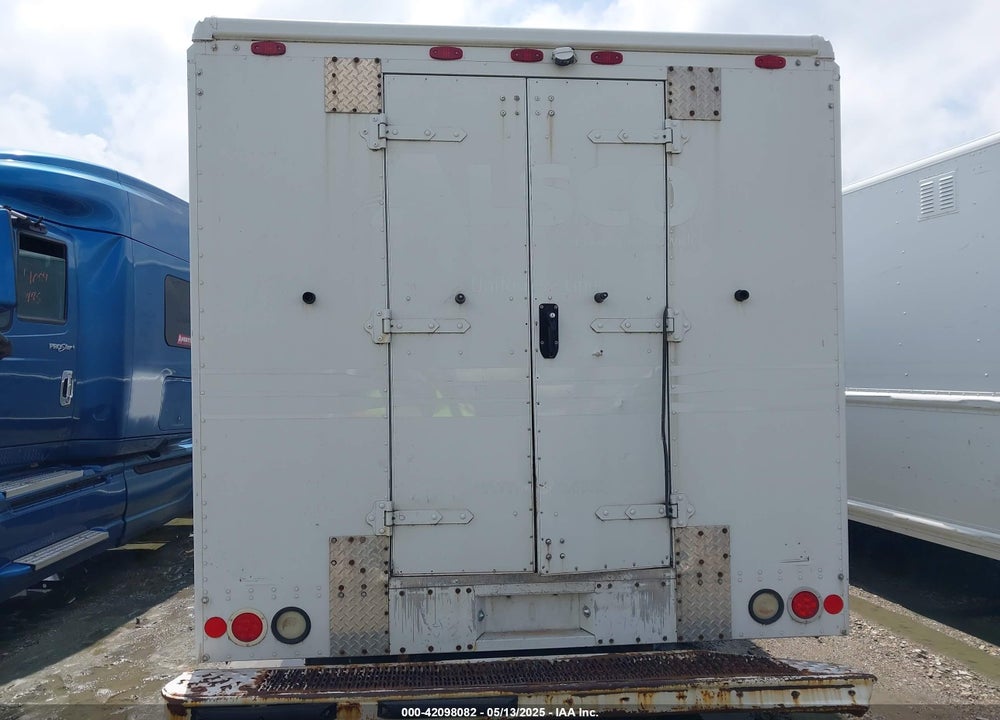 2011 FORD F-59 COMMERCIAL STRIPPED VIN: 1F66F5KY6B0A10384