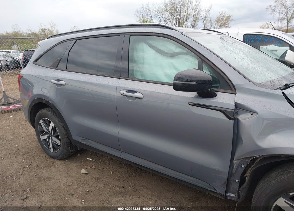 2023 KIA SORENTO VIN: 5XYRL4LC1PG169704
