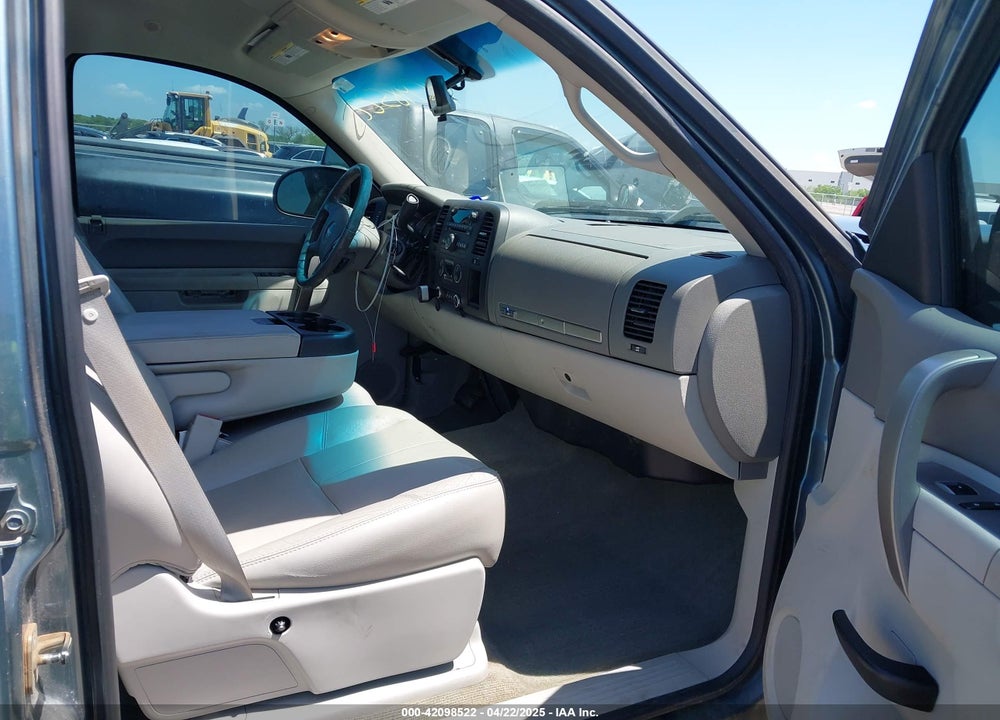 2011 GMC SIERRA 1500 SLE VIN: 3GTP1VE08BG378079