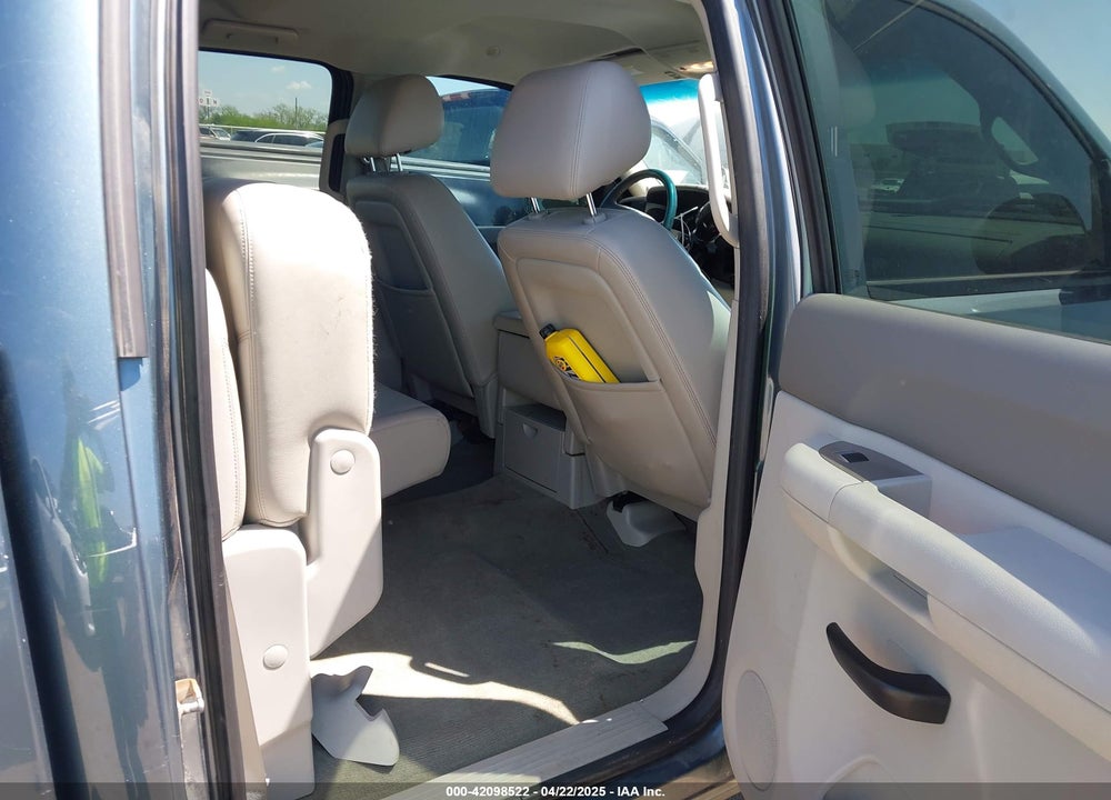 2011 GMC SIERRA 1500 SLE VIN: 3GTP1VE08BG378079