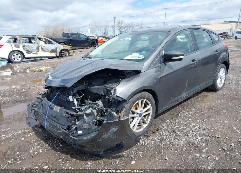 2015 FORD FOCUS SE VIN: 1FADP3K21FL230141