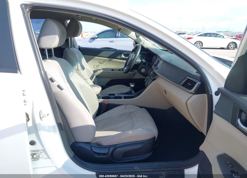 2016 KIA OPTIMA LX VIN: KNAGT4L38G5083772