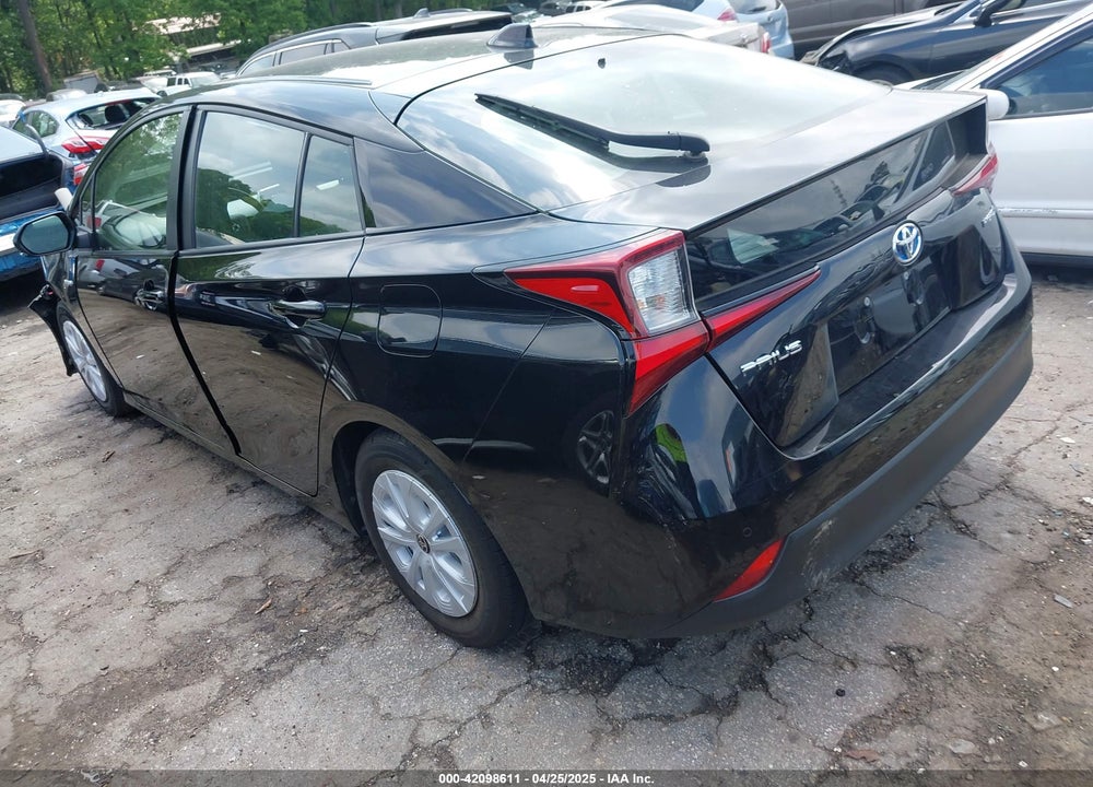 2022 TOYO PRIUS LE VIN: JTDKAMFU8N3181135