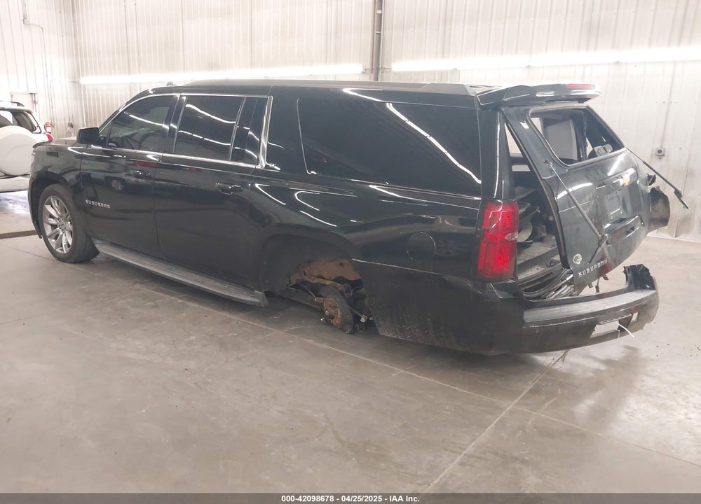 2016 CHEVROLET SUBURBAN VIN: 1GNSKHKC2GR102910
