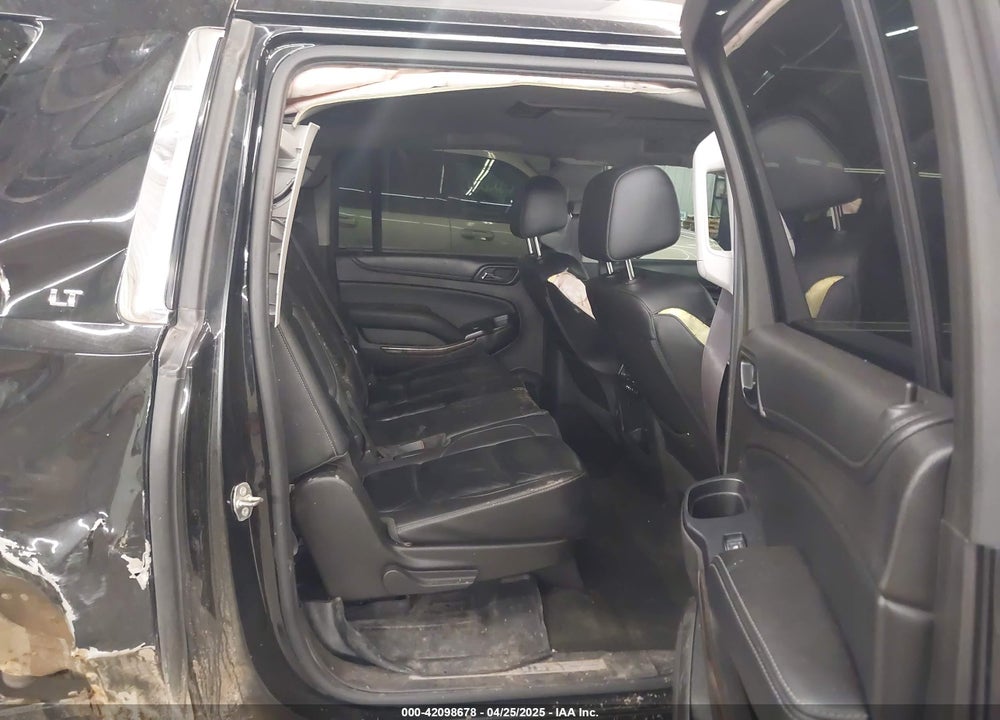 2016 CHEVROLET SUBURBAN VIN: 1GNSKHKC2GR102910