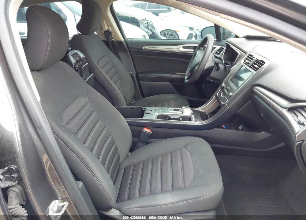 2019 FORD FUSION HYBRID VIN: 3FA6P0LU3KR210122