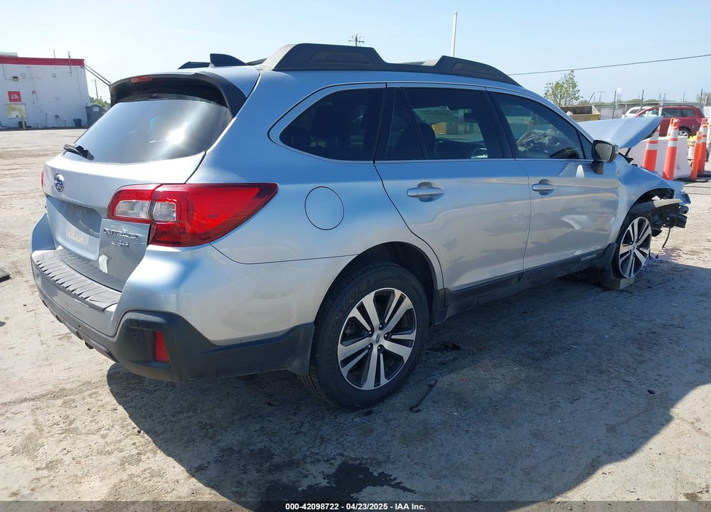 2018 SUBARU OUTBACK 3.6R LIMITED VIN: 4S4BSENC6J3328392