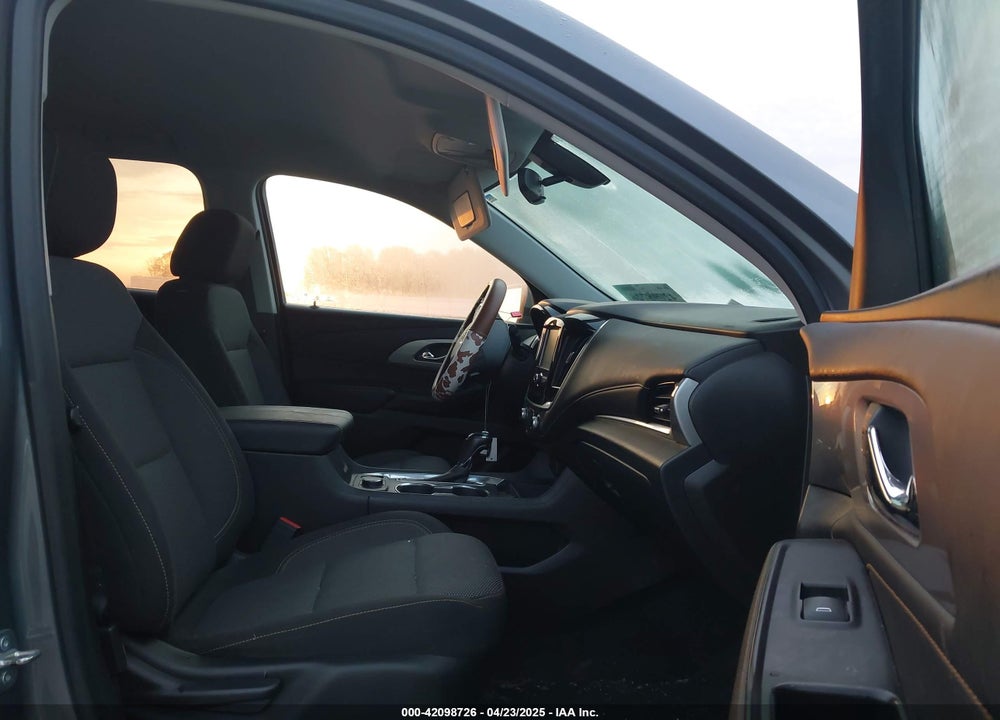 2019 CHEVROLET TRAVERSE VIN: 1GNERGKW2KJ272317